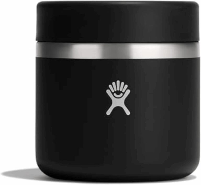 Hydro Flask 20 oz insulated stainless steel food jar in the color Black displaying the classic logo, verifying its larger travel container design for hot foods and snacks for the review.